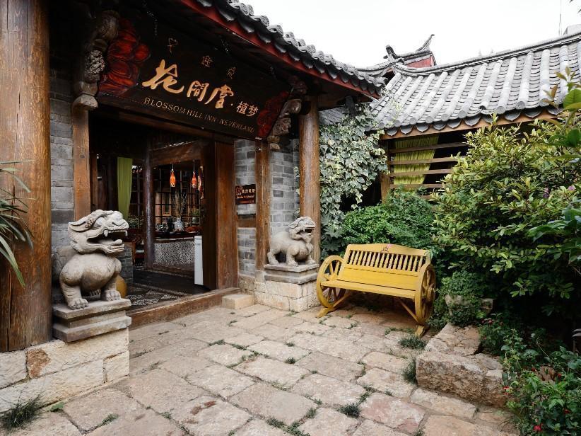 Blossom Hill Inn - Neverland Lijiang  Eksteriør bilde